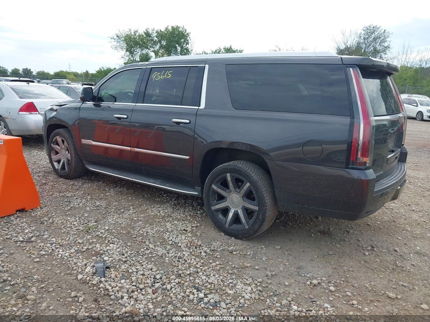 2016 CADILLAC ESCALADE ESV auction photo 3
