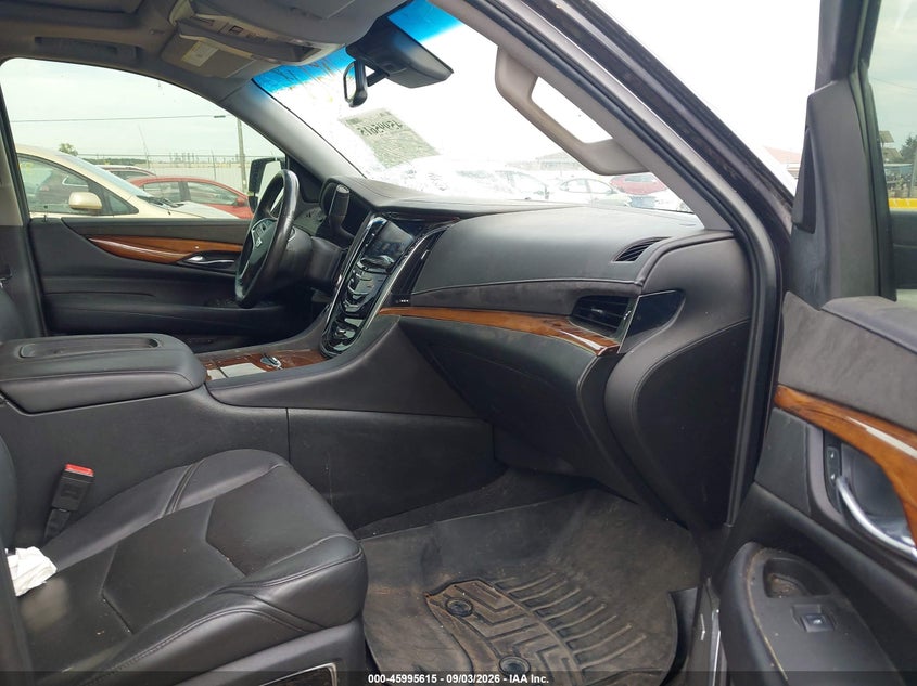 2016 CADILLAC ESCALADE ESV auction photo 5