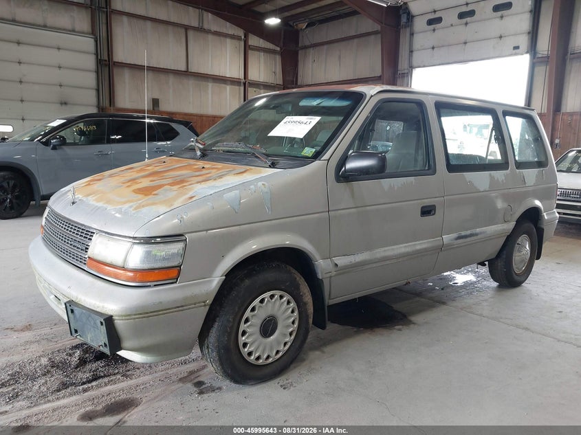 1995 PLYMOUTH VOYAGER auction photo 2