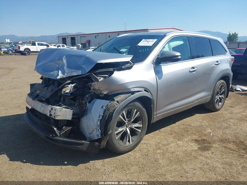 2016 Toyota Highlander, Front End, IAAI, VIN 5TDJKRFH0GS327389 — photo 2