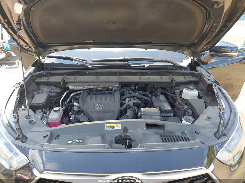 TOYOTA HIGHLANDER - zdjęcie 10