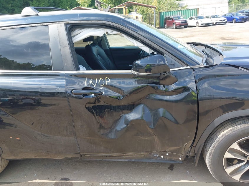 TOYOTA HIGHLANDER - zdjęcie 6