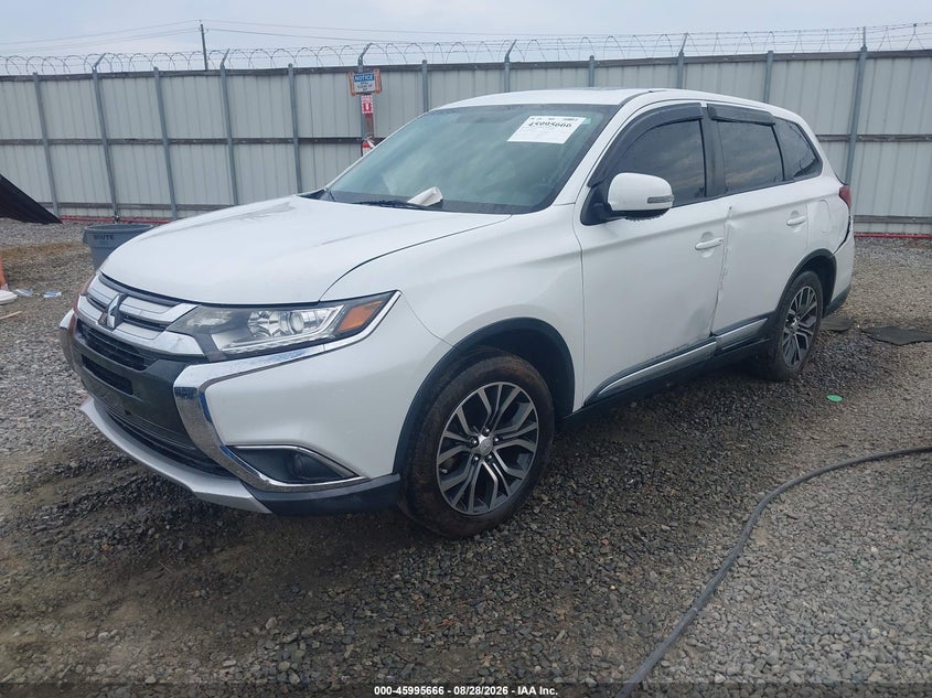2017 Mitsubishi Outlander, Rear, IAAI, VIN JA4AD3A34HZ024841 — photo 2