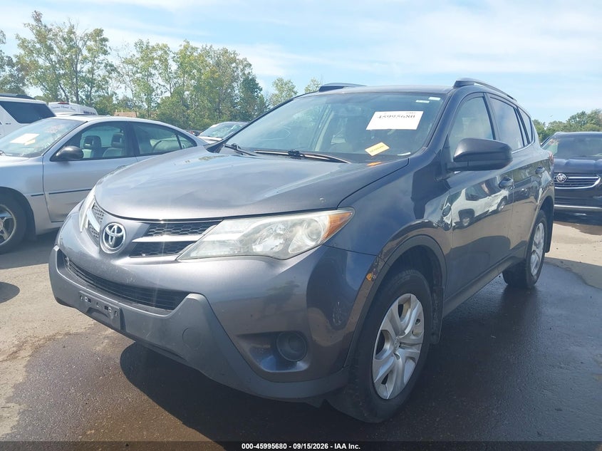 Vin: jtmbfrev3fj035795, lot: 46495026, toyota rav4 le 20152