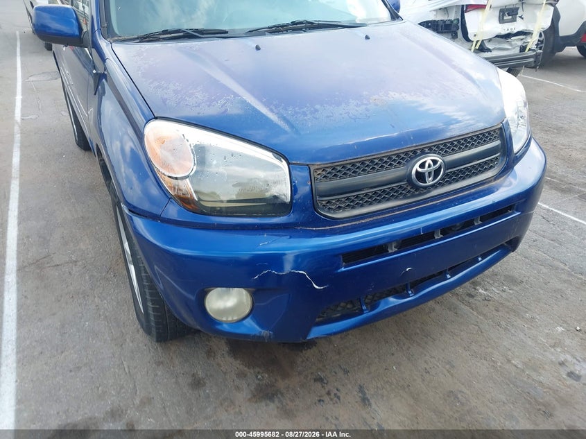 2004 TOYOTA RAV4 auction photo 6