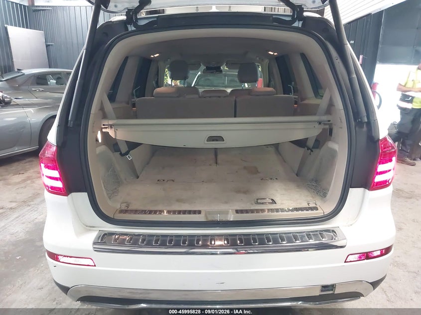 MERCEDES-BENZ GL 450 - zdjęcie 19