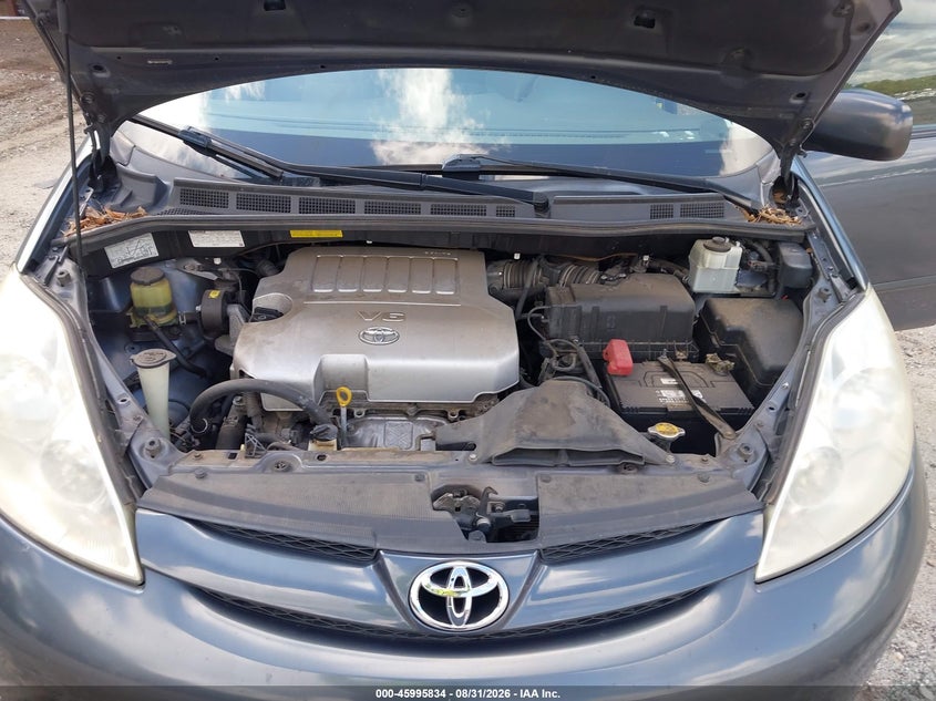 TOYOTA SIENNA 2010 VIN 5TDKK4CC6AS314251