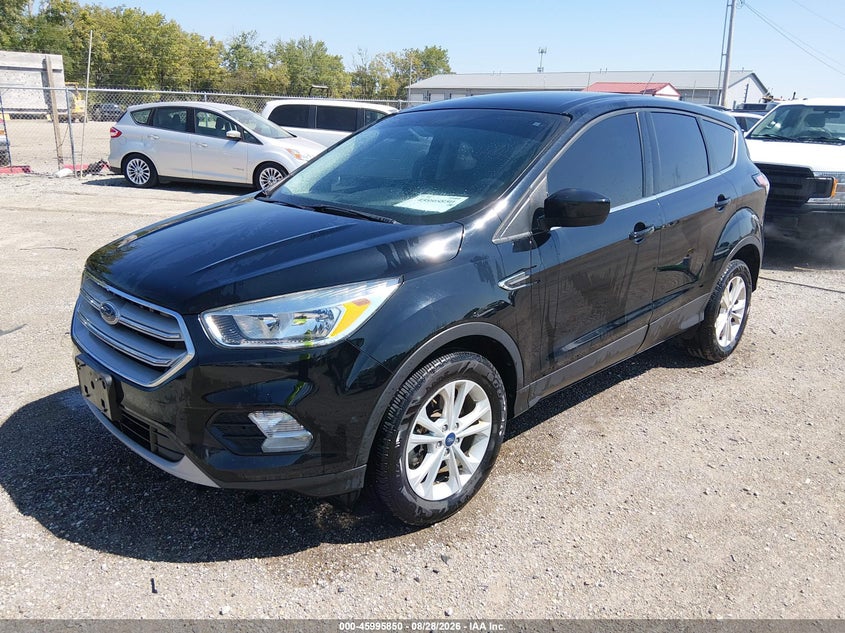 Vin: 1fmcu9gd0hue50374, lot: 46495195, ford escape se 20172