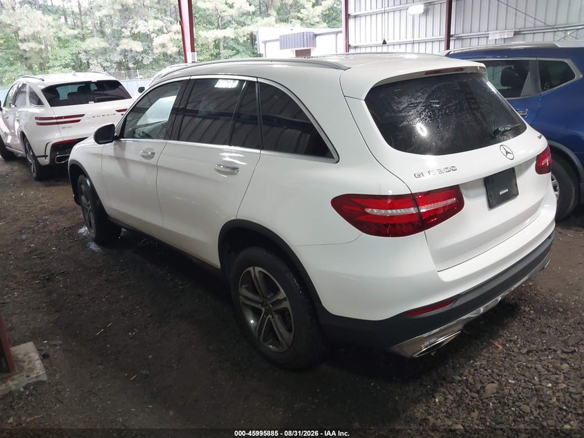 MERCEDES-BENZ GLC 300 - zdjęcie 3