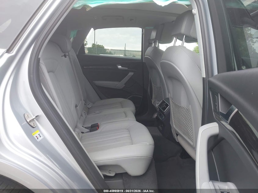 AUDI Q5 2018 VIN WA1CNAFY1J2228431