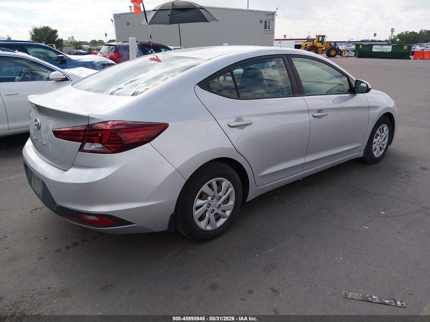 2019 HYUNDAI ELANTRA auction photo 4
