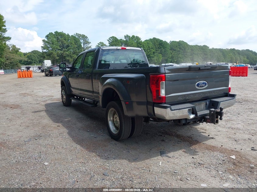 2017 FORD F-450 auction photo 3