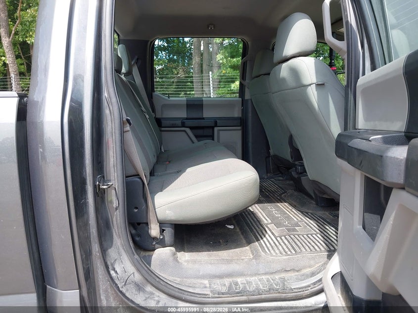 2017 FORD F-450 auction photo 8