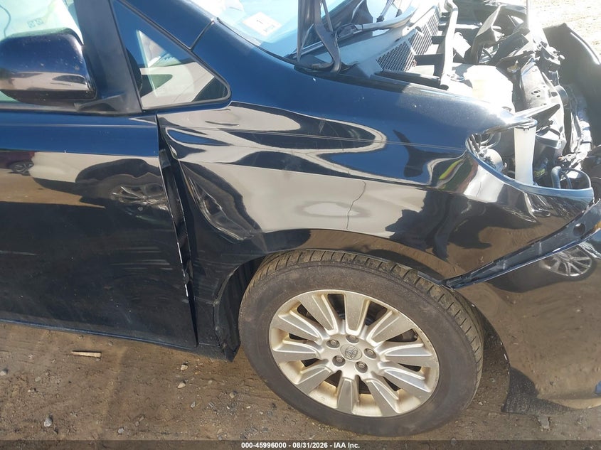 TOYOTA SIENNA - zdjęcie 6