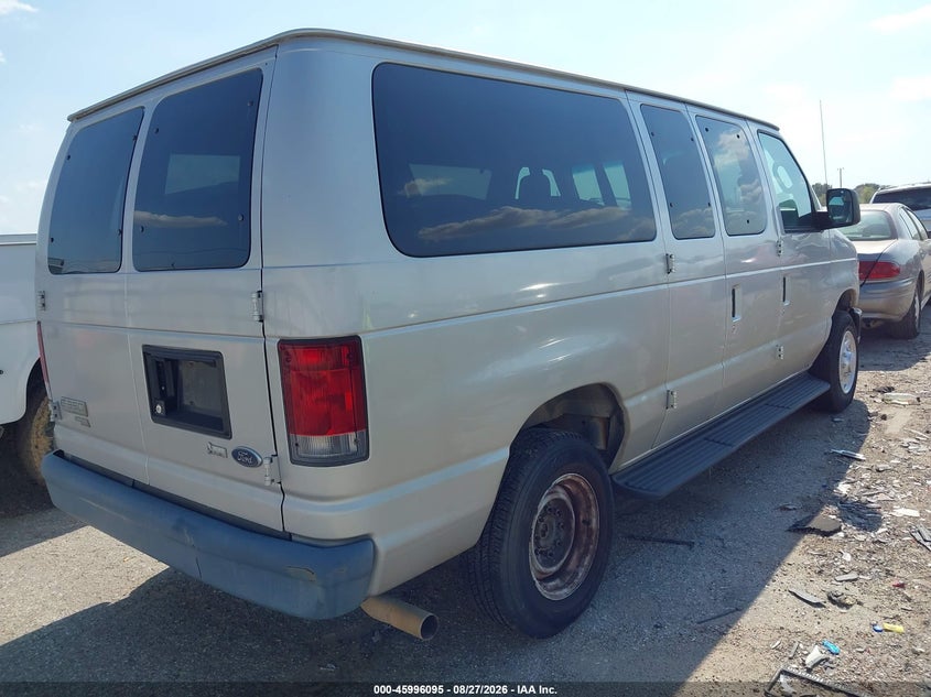 2011 FORD E-350 SUPER DUTY auction photo 4