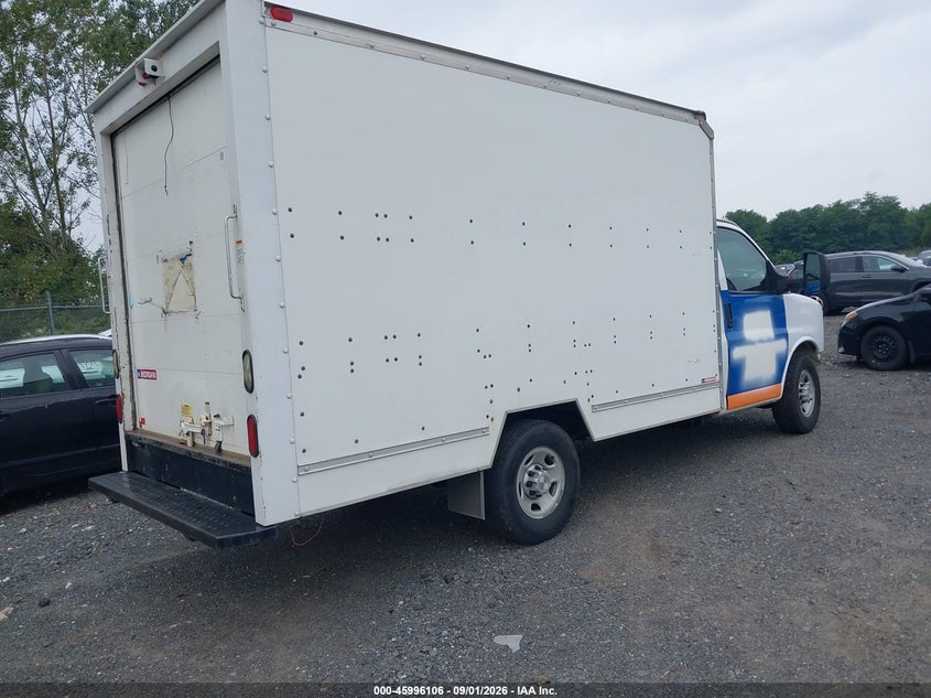 2017 CHEVROLET EXPRESS CUTAWAY auction photo 4