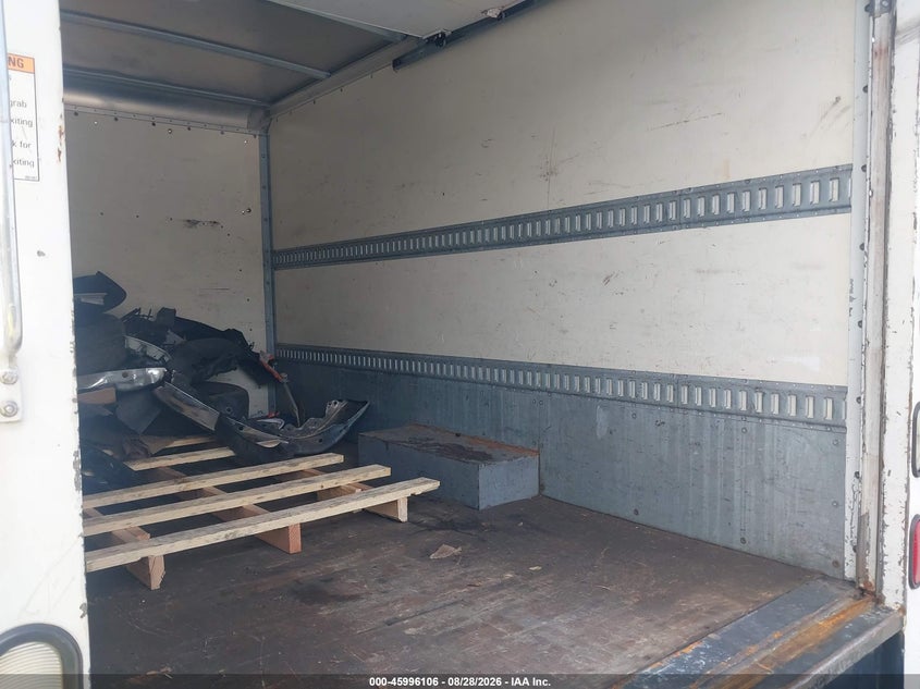 2017 CHEVROLET EXPRESS CUTAWAY auction photo 8