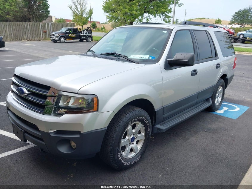 2016 Ford Expedition, Normal Wear & Tear, IAAI, VIN 1FMJU1GTXGEF50863 — photo 2
