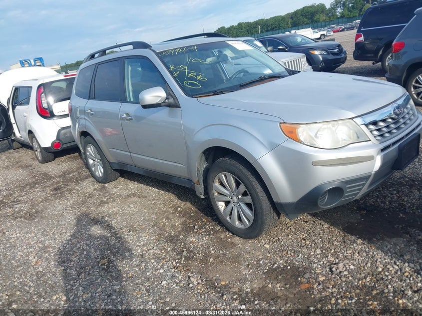 2011 SUBARU FORESTER auction photo 1