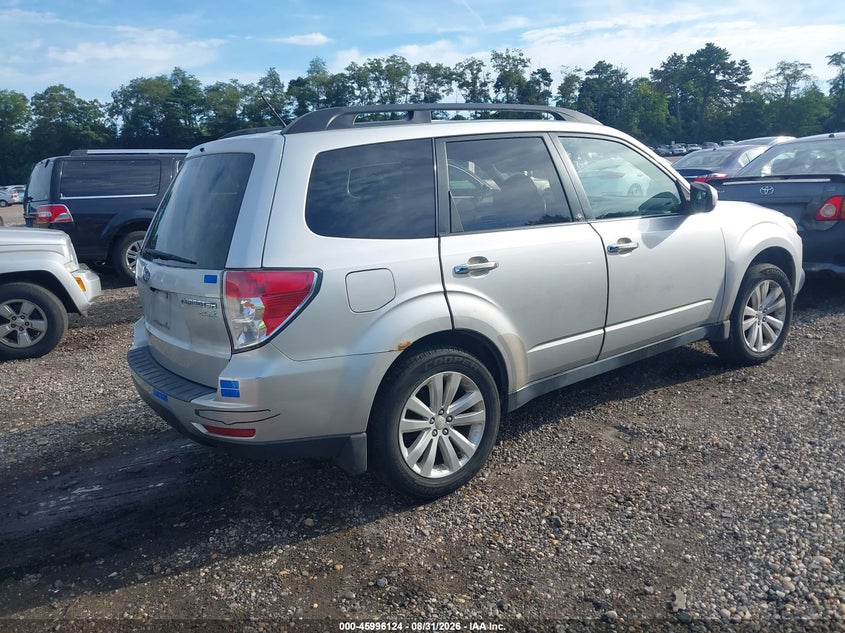 2011 SUBARU FORESTER auction photo 4