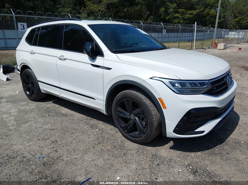Vin: 3vvcb7ax5rm125597, lot: 46495495, volkswagen tiguan 2.0t se r-line black 2024 img_1