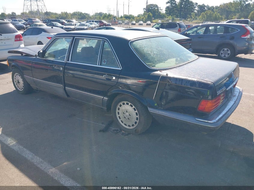 MERCEDES-BENZ 560 1990 VIN WDBCA39E4LA552348