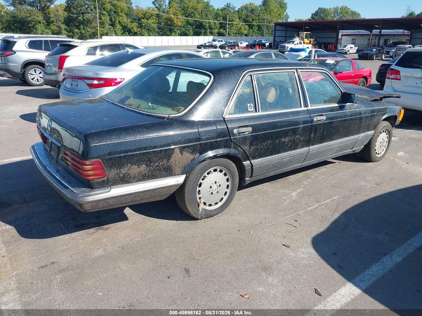 MERCEDES-BENZ 560 1990 VIN WDBCA39E4LA552348