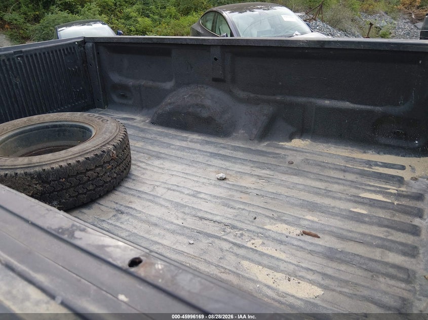 2010 FORD F-150 auction photo 8