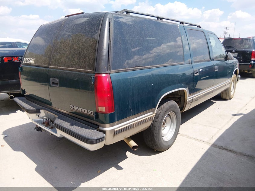 1999 CHEVROLET SUBURBAN 1500 auction photo 4