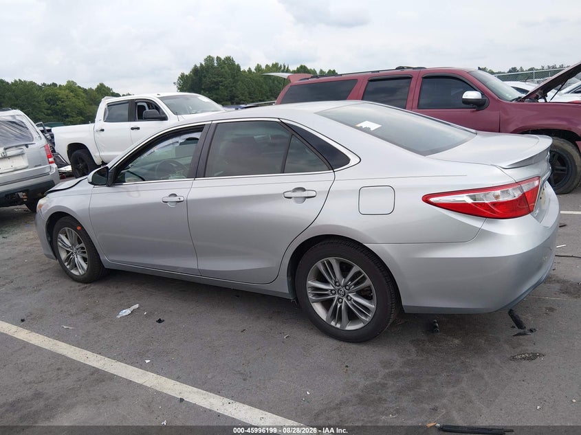 TOYOTA CAMRY - zdjęcie 14