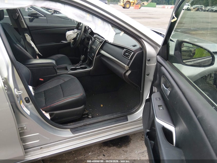 TOYOTA CAMRY - zdjęcie 5