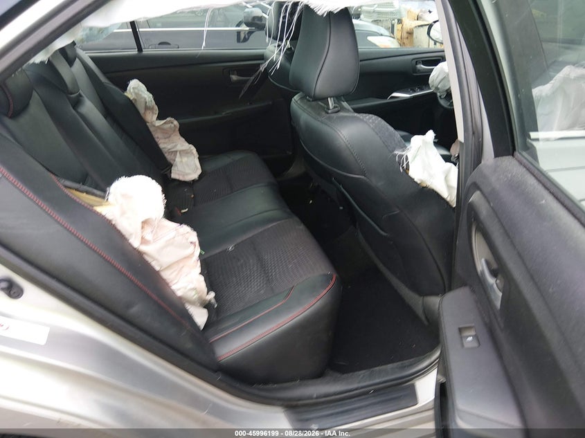 TOYOTA CAMRY - zdjęcie 8