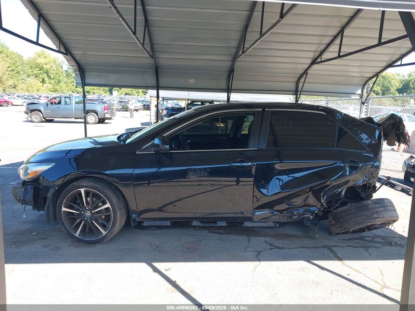 TOYOTA CAMRY - zdjęcie 14