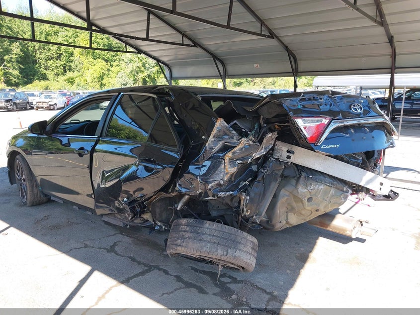 TOYOTA CAMRY - zdjęcie 3