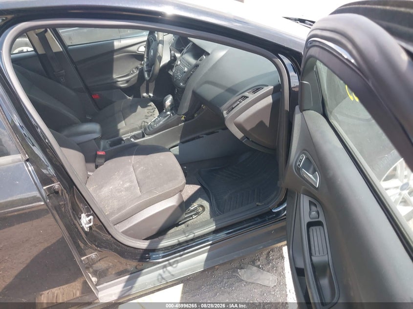 2018 FORD FOCUS auction photo 5