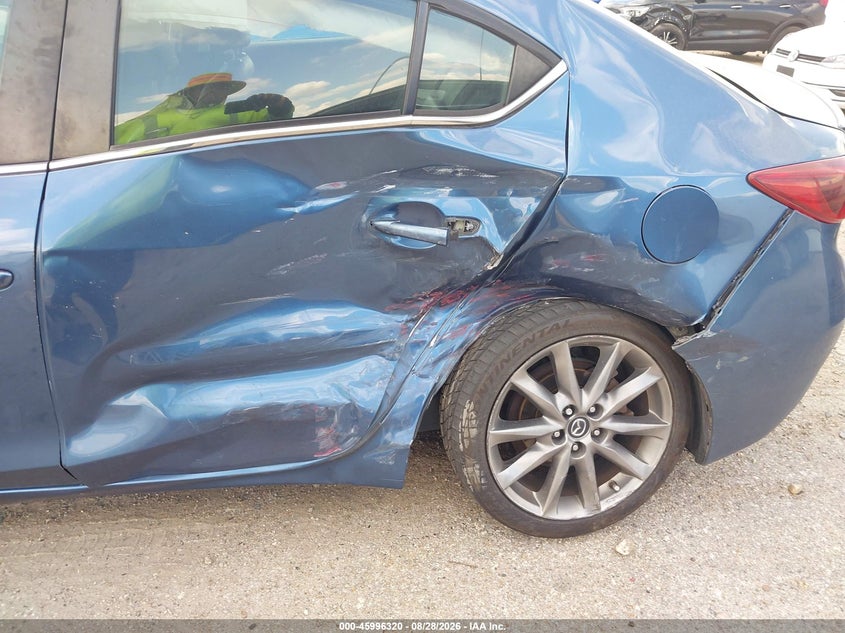 MAZDA MAZDA3 - zdjęcie 6