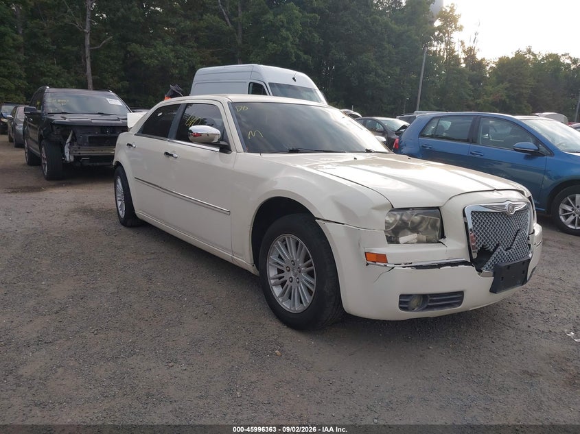 Vin: 2c3ca5cv0ah262844, lot: 46495708, chrysler 300 touring/signature series/executive series 2010 img_1