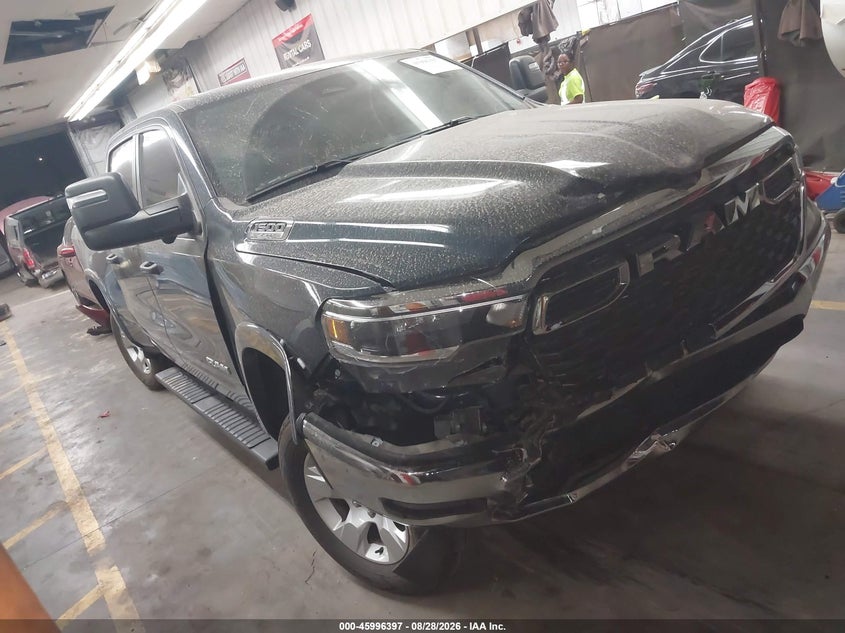 Vin: 1c6srfmp3sn732046, lot: 46495742, ram 1500 big horn  4x4 6'4 box 20251