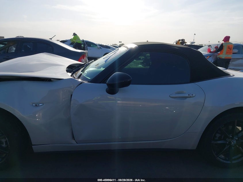 MAZDA MX-5 MIATA 2016 VIN JM1NDAC77G0110918