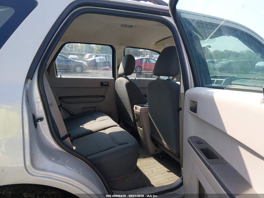 2008 FORD ESCAPE auction photo 8