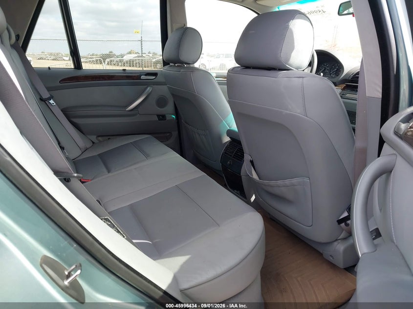 2002 BMW X5 auction photo 8