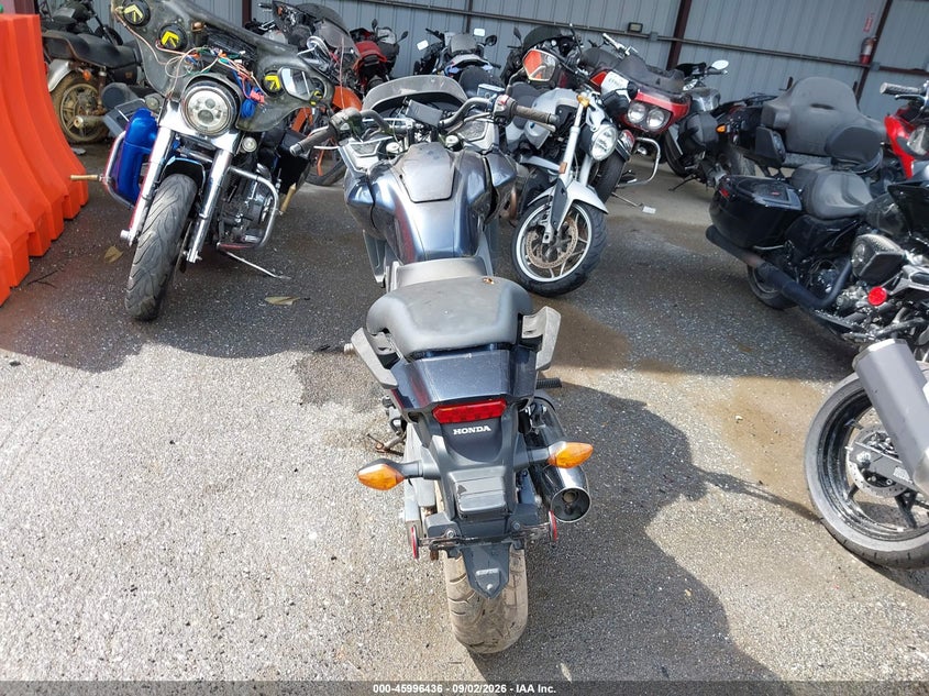 2015 HONDA CTX700 auction photo 6