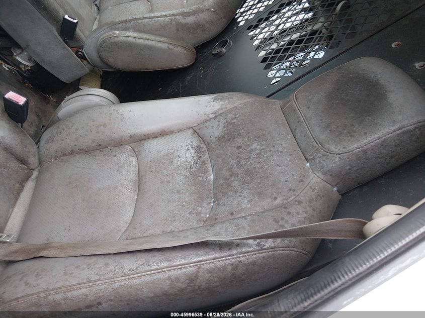 FORD E-150 2010 VIN 1FTNE1EW9ADA44051