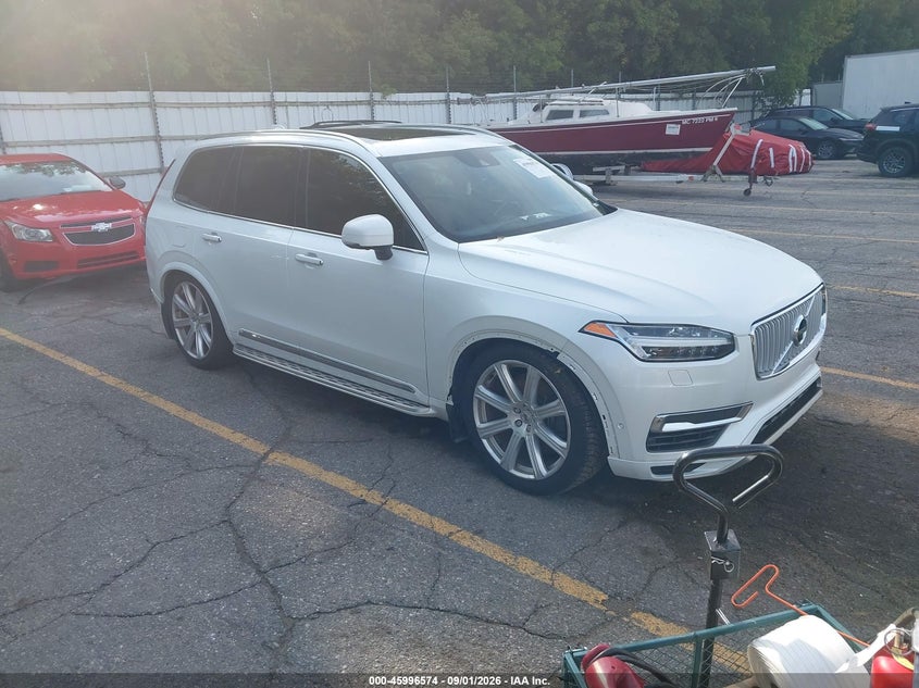 2016 VOLVO XC90 HYBRID T8 INSCRIPTION