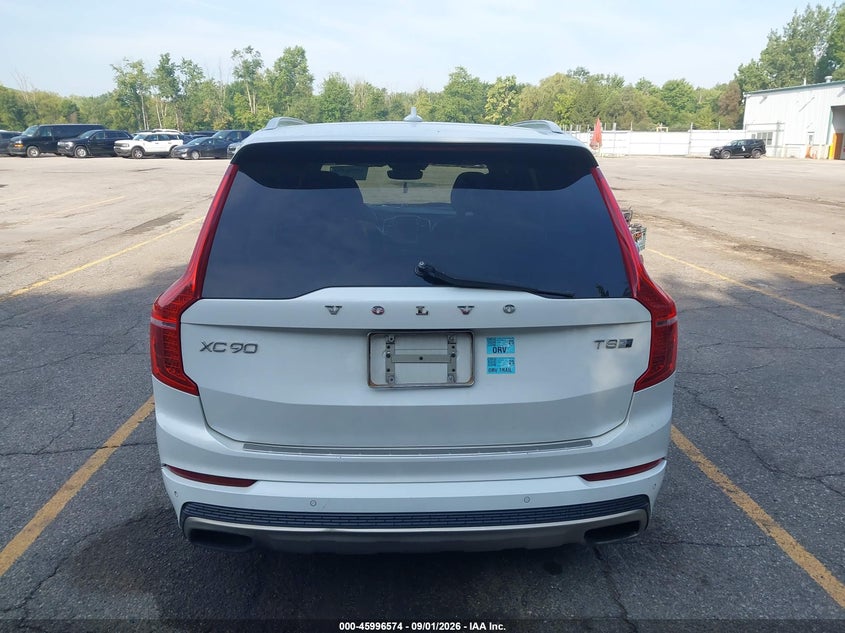 2016 VOLVO XC90 HYBRID T8 INSCRIPTION · Photo 16