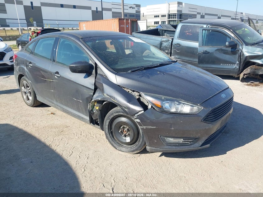 Vin: 1fadp3fe3jl236035, lot: 46495942, ford focus se 2018 img_1