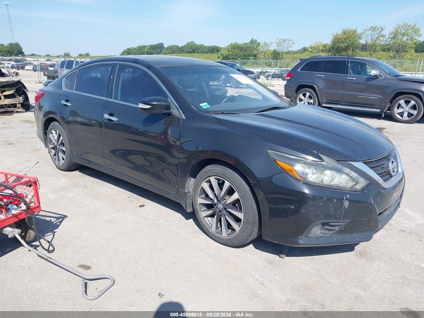 2017 NISSAN ALTIMA auction photo 1