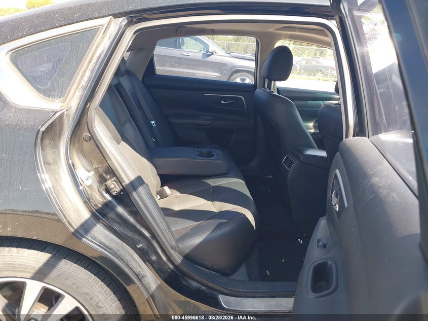 2017 NISSAN ALTIMA auction photo 8