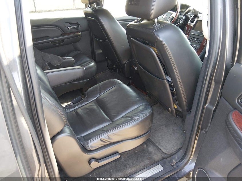 2011 CADILLAC ESCALADE ESV auction photo 8