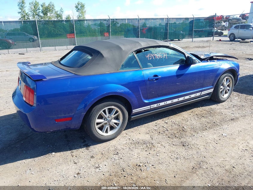 2005 FORD MUSTANG auction photo 4